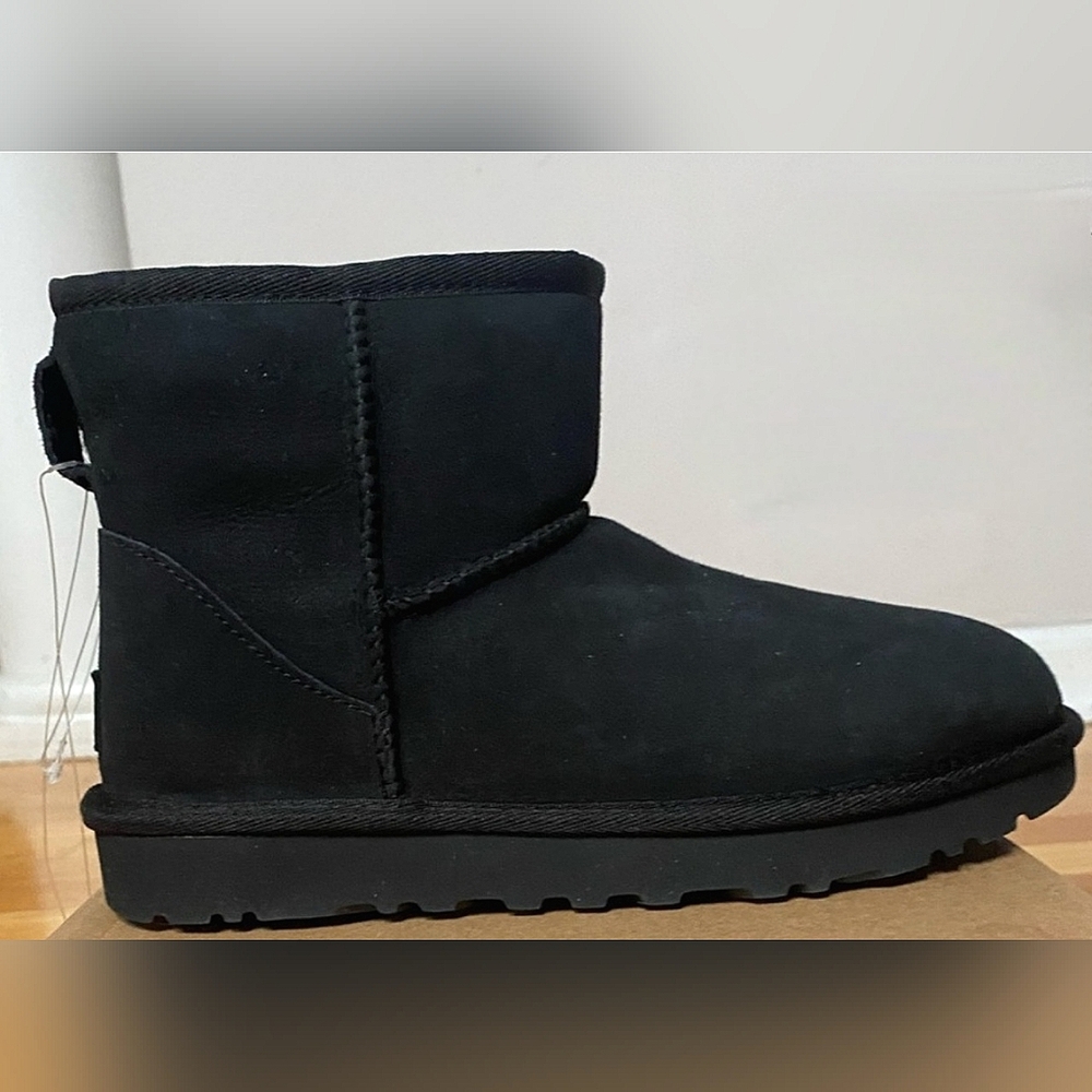 UGG Classic Mini Boots